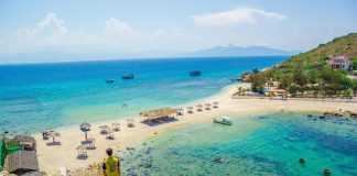 Review chi tiết tour du lịch đảo Yến hòn Nội Nha Trang tự túc 1 ngày