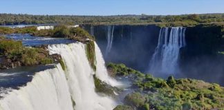 Chiêm ngưỡng vẻ đẹp hùng vĩ của thác nước Iguazu khi du lịch Brazil