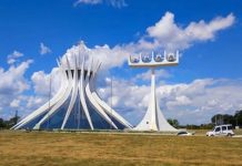 Ấn tượng với kiến trúc độc đáo của nhà thờ Brasilia - Brazil